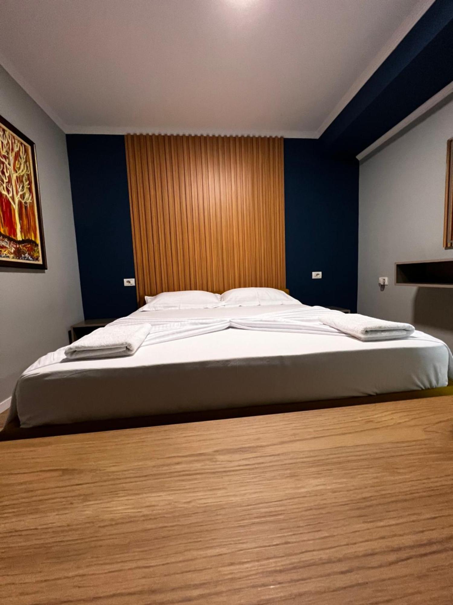 Genta Apartment "21 Dhjetori" Tiran Dış mekan fotoğraf